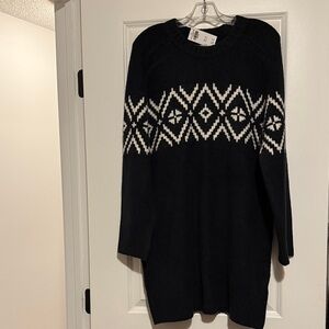 Black and White Patterned Abercrombie Sweater Dress NWT